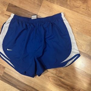 Nike, womens dri-fit short